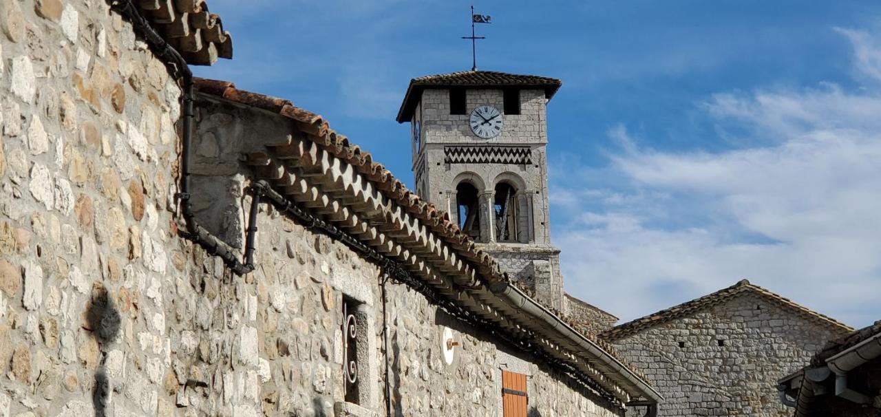 Maison Du Baron - Centre Historique De Ruoms Dış mekan fotoğraf